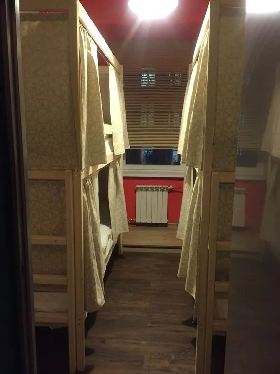 Многоместный смешанный номер кровать в 4-х местном номере