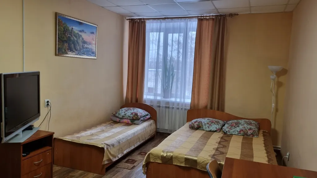 На Набережной