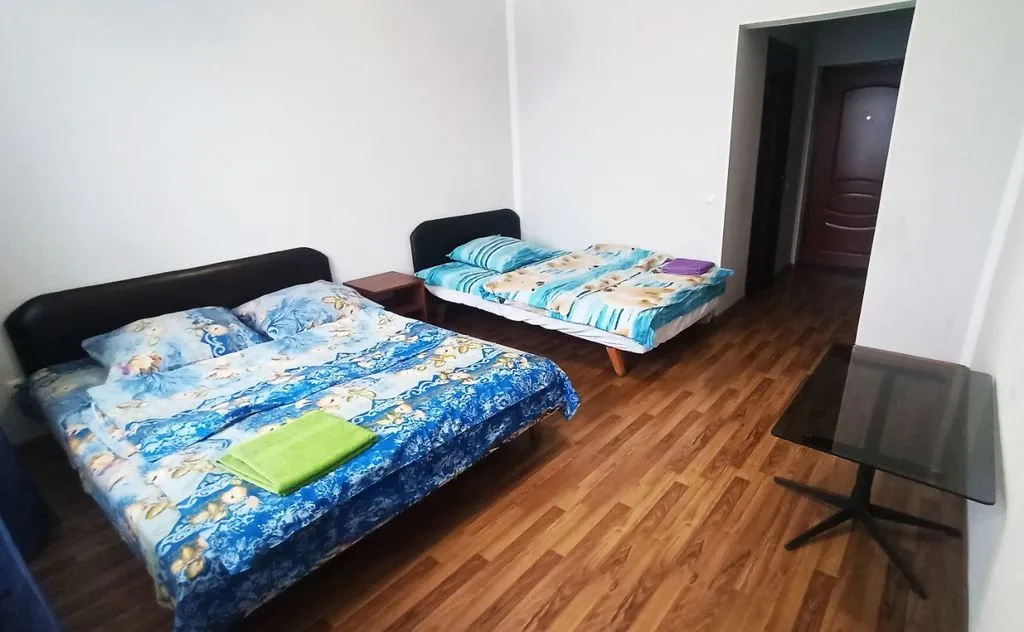 Трёхместный номер стандарт с видом на город