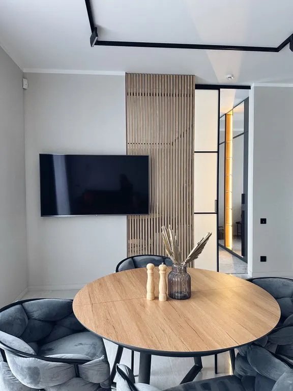 More Lounge