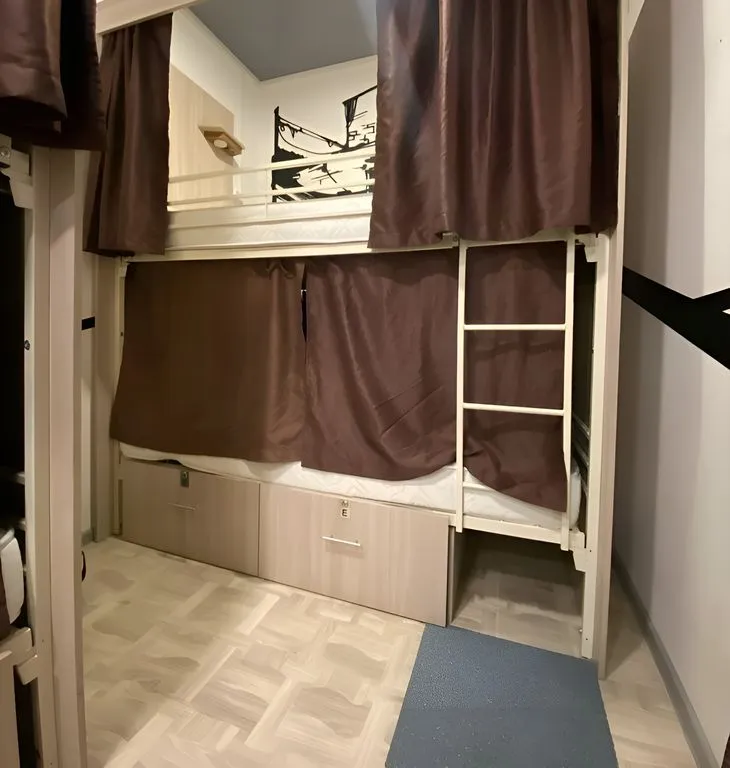 Многоместный мужской номер 6-ти местный мужской