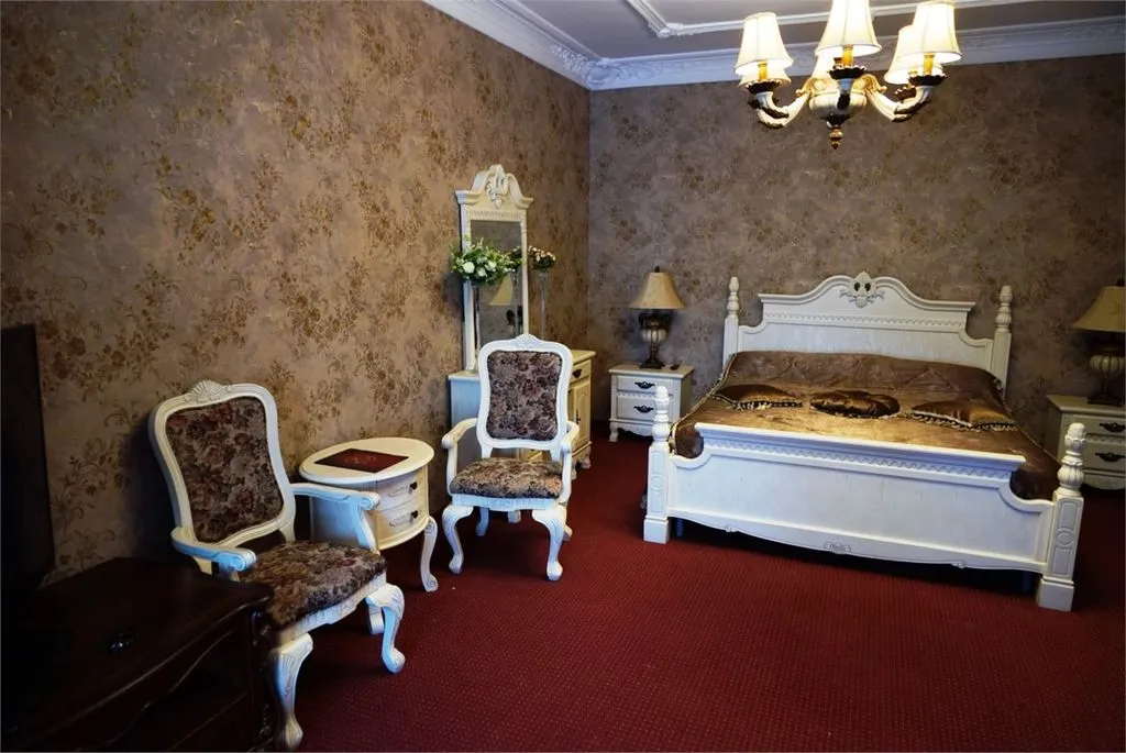 Александр