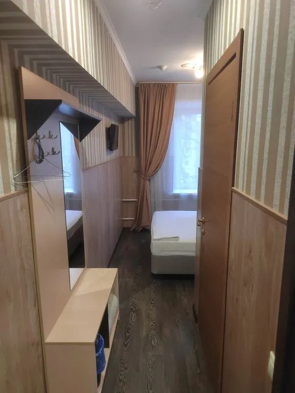 Двухместный номер эконом с двухспальной кроватью