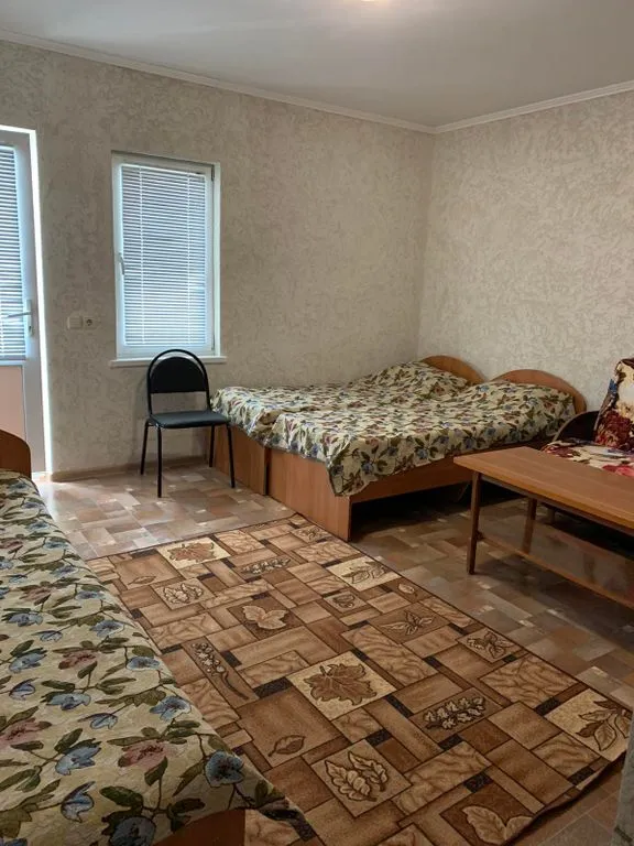 Четырёхместный номер комфорт с диваном