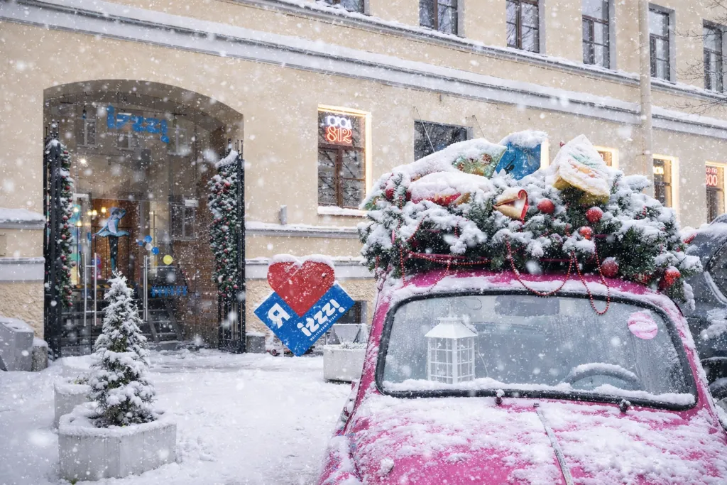 izzzi у Гостиного двора