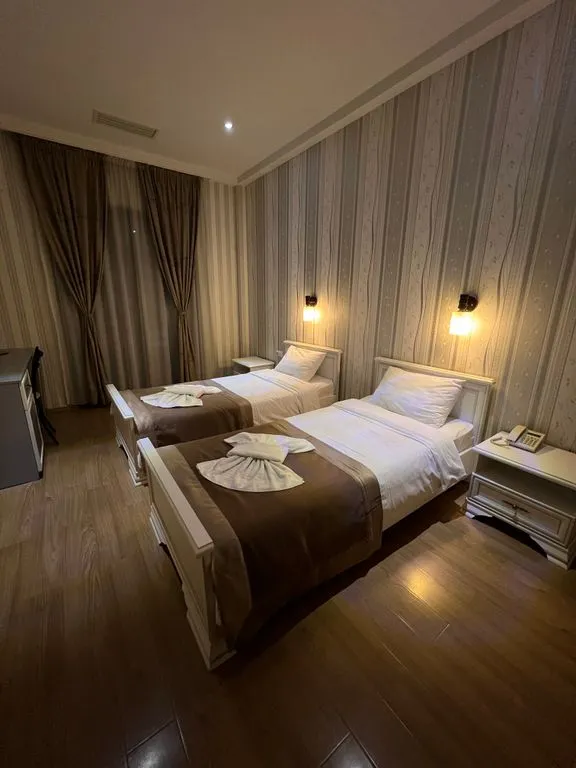 Granada Hotel and Restaurant