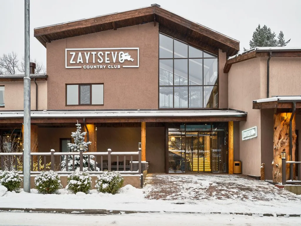 Zaytsevo Country Club