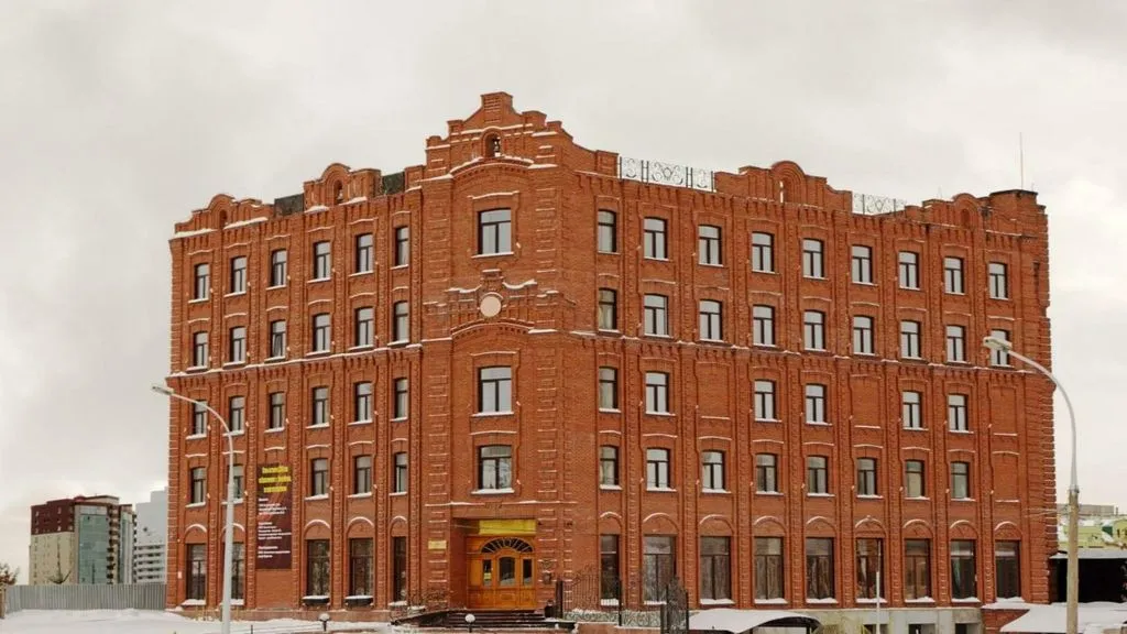 Садовая 19