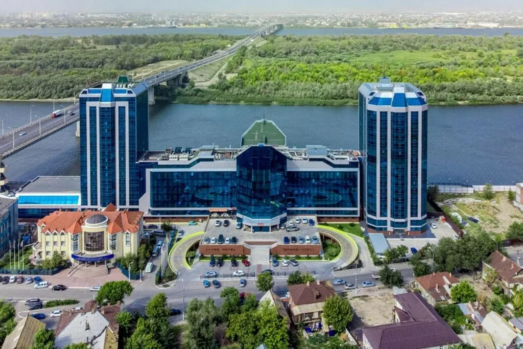 Marins Grand Hotel Астрахань