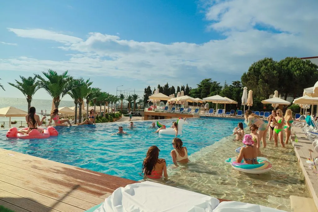 Яхт-клуб Юг