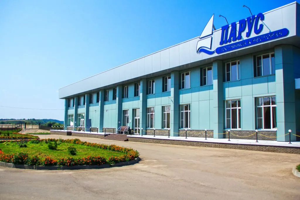Парус