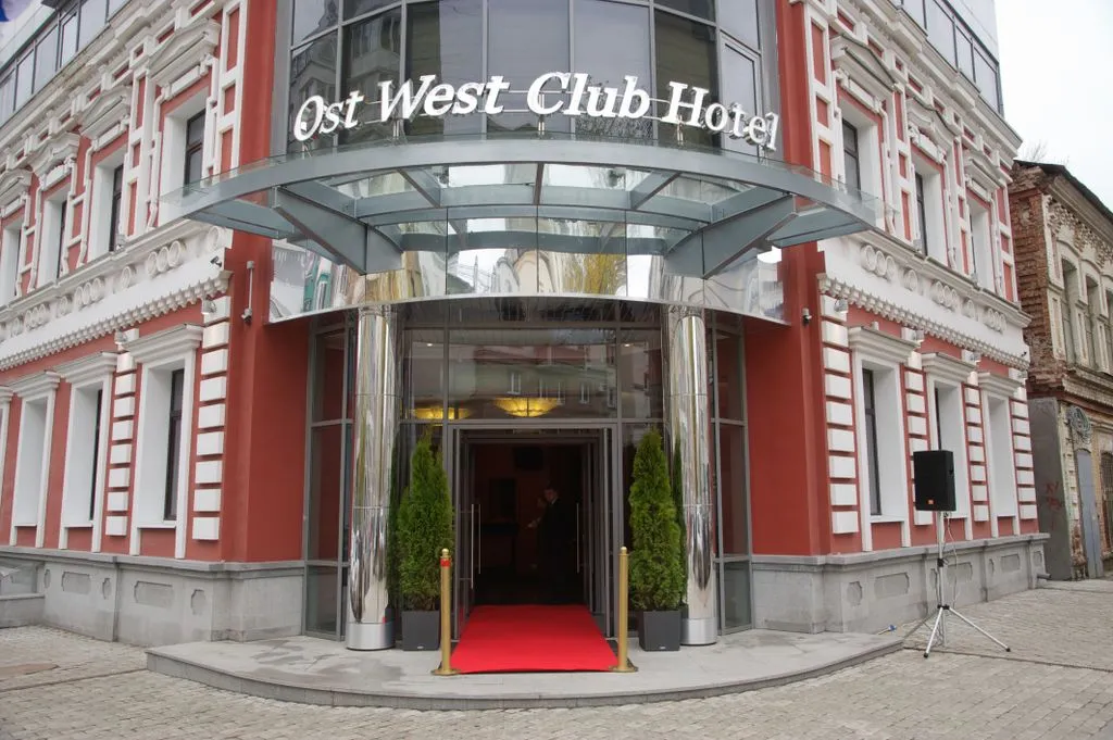 Ost West Club