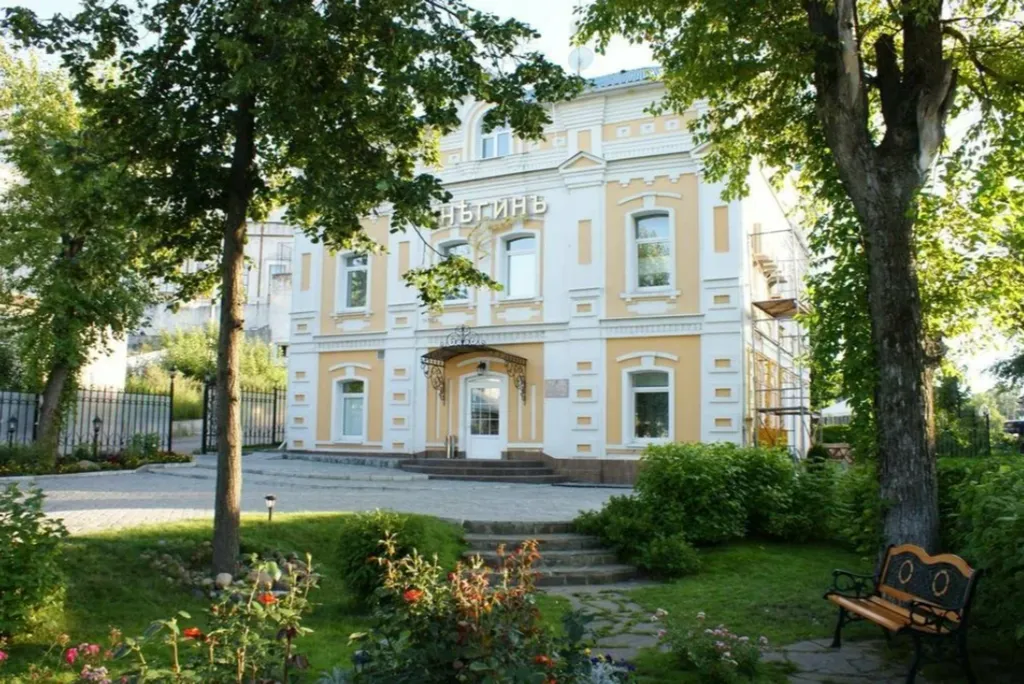 Онегинъ