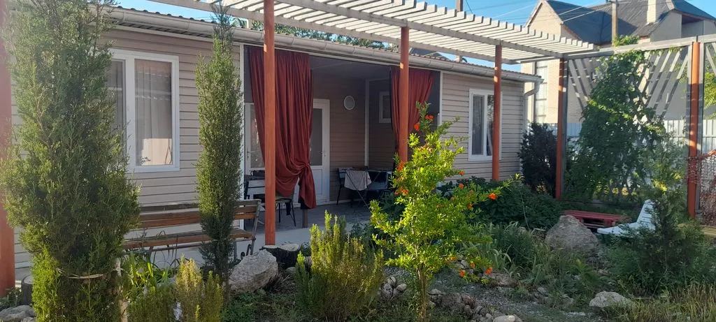 ЧерноМорское-Ваша встреча с морем,солнцем  и мечтой!