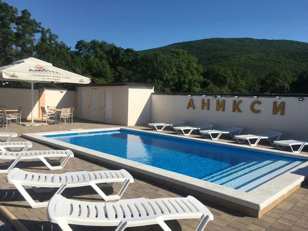 Аникси