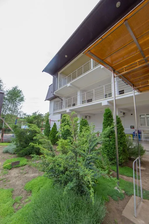 Солнечная 7