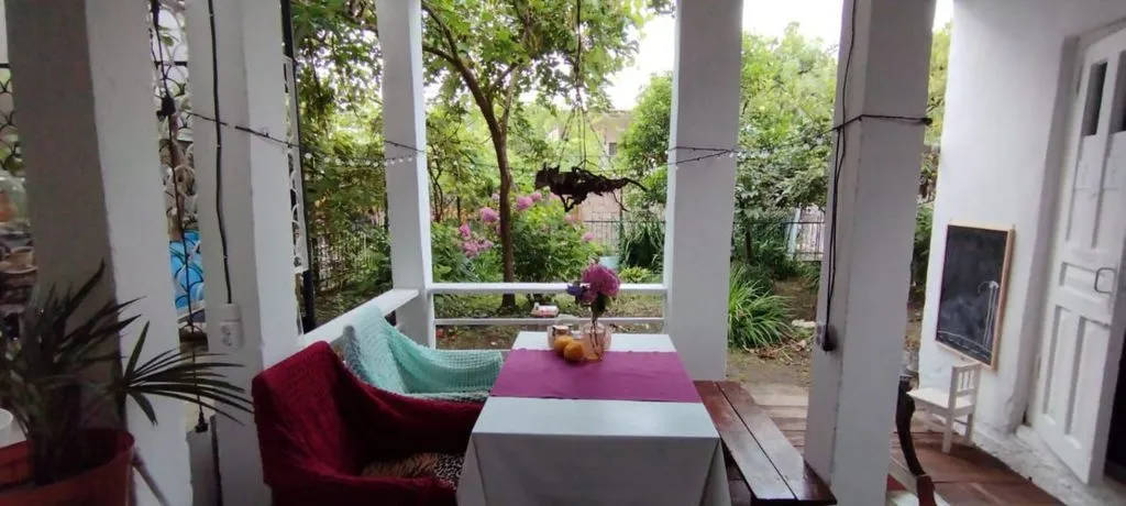 Счастливый