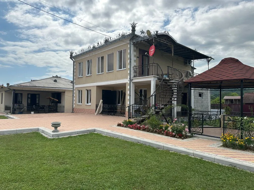 Амра
