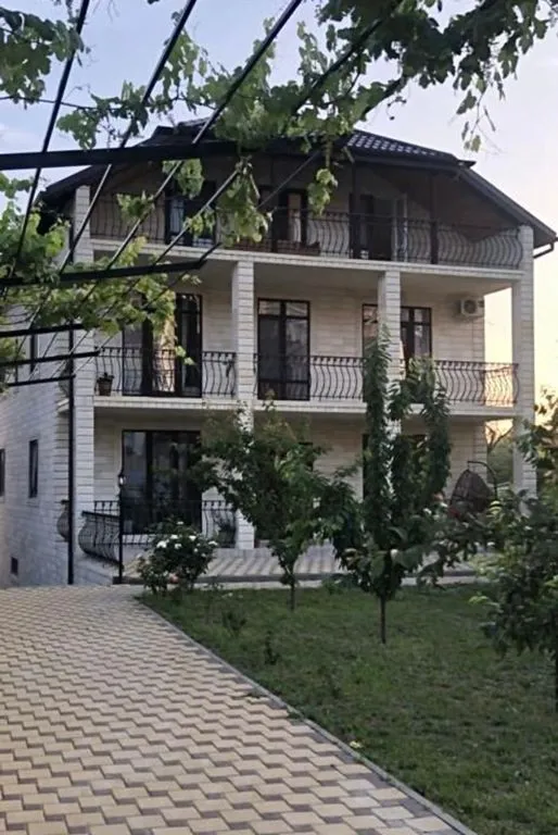 На Средней 26