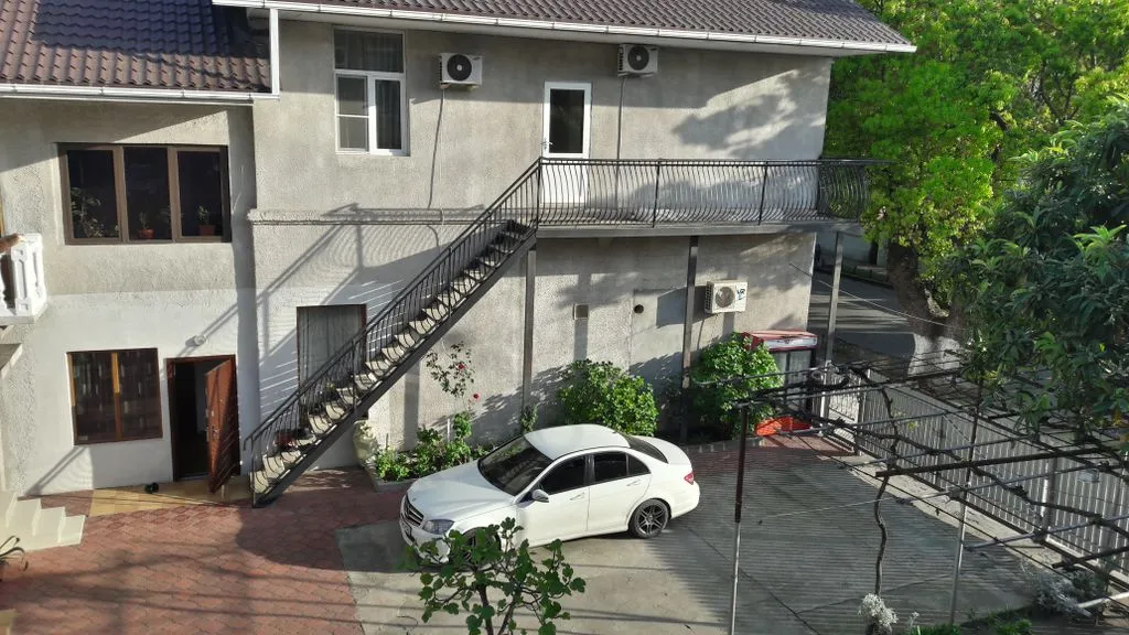 На Ардзинба