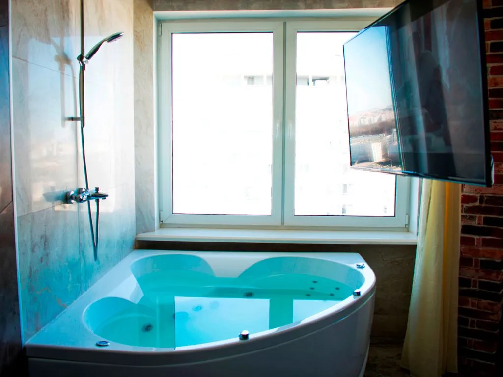 Jacuzzi Smart ApartComplex
