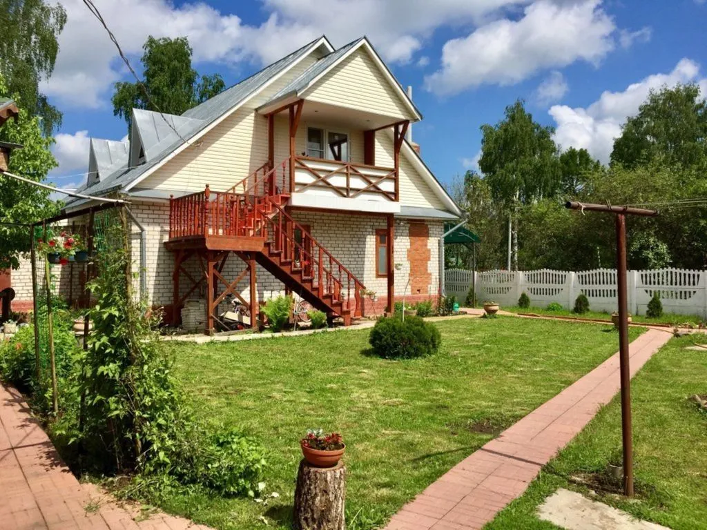 У Звонницы монастыря