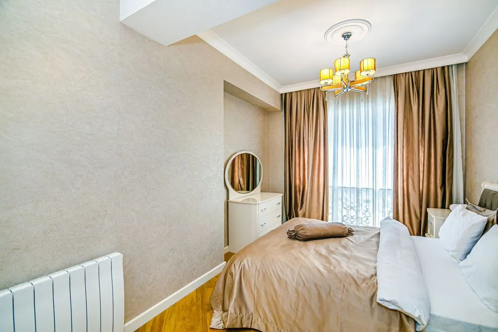 Hotel Apartment on near Mc Donalds