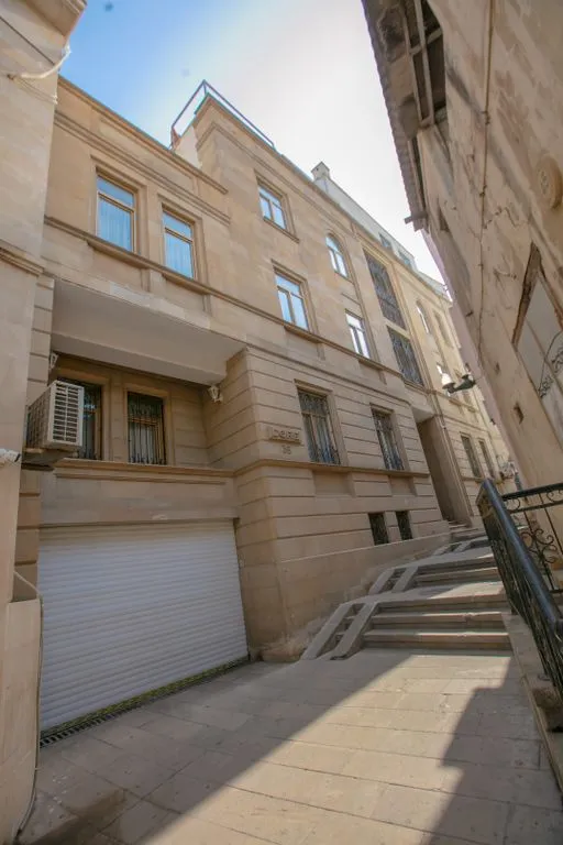 Old City Hatefi Apartments