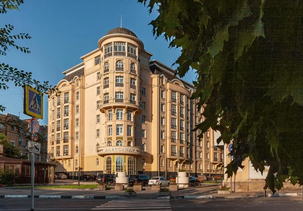 Александр