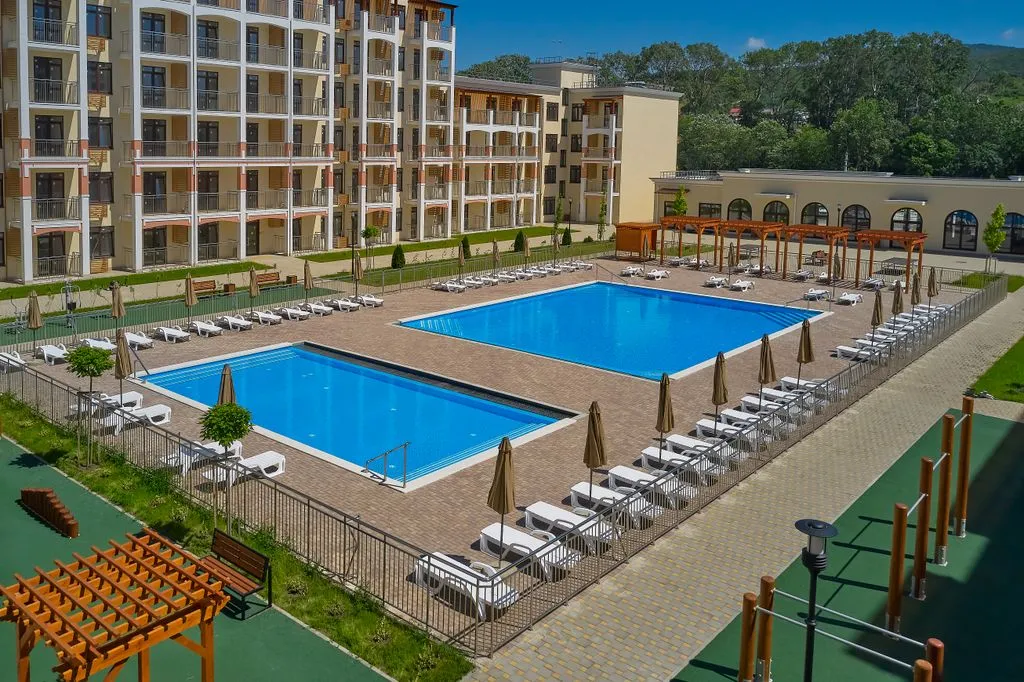 Холидей Хаус