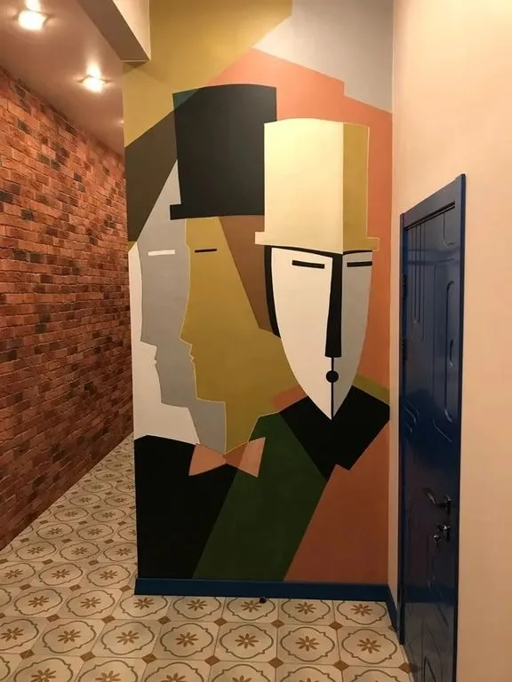 Каретная — фасад и вход