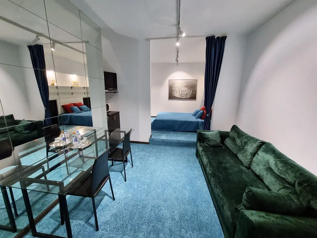 У Исаакиевского Собора