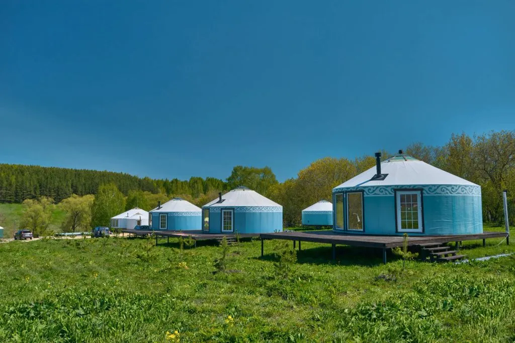Yurt-resort