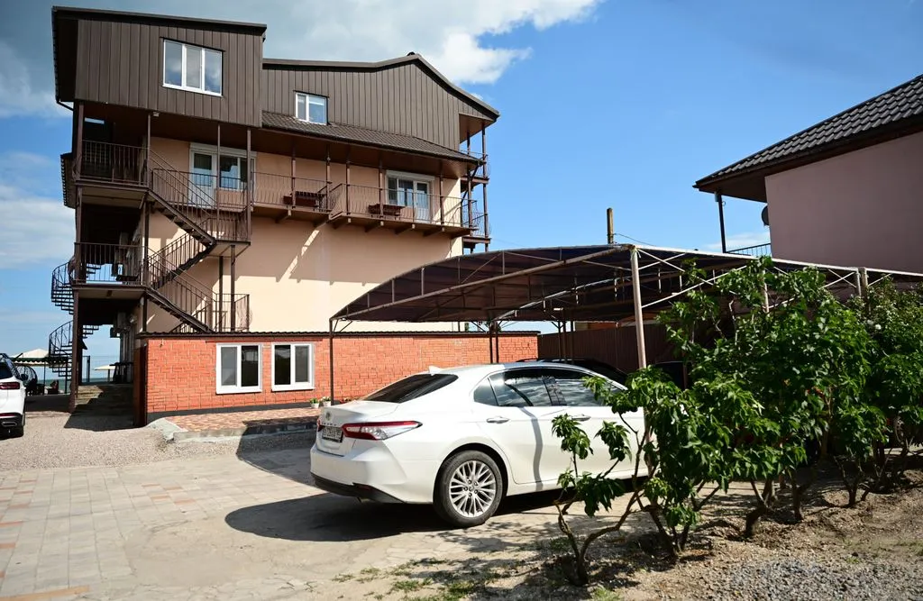 Славянская