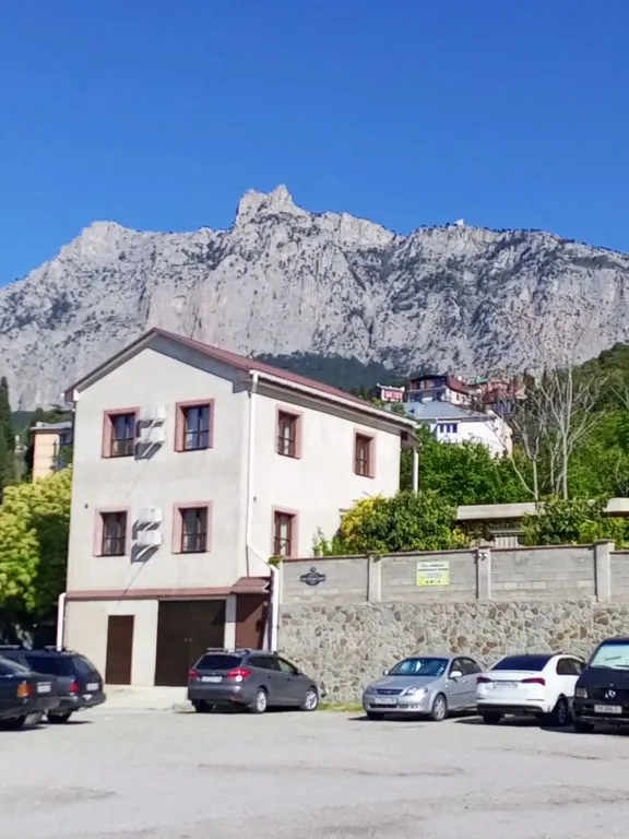 Солнечный Дворик