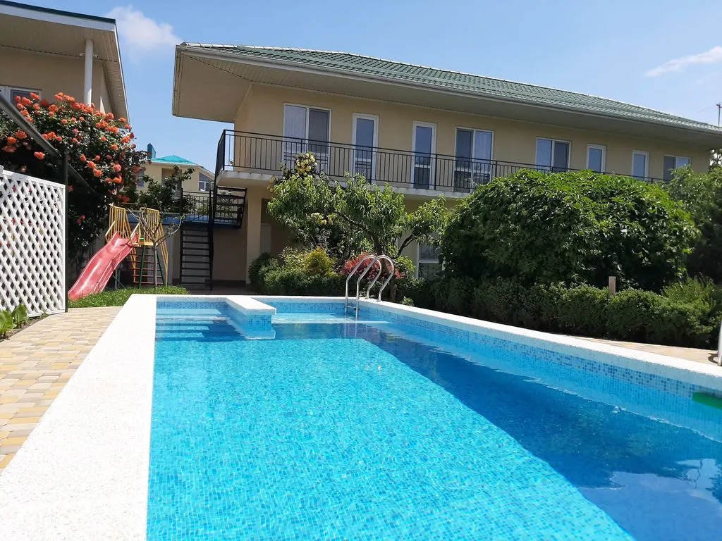 Черноморский