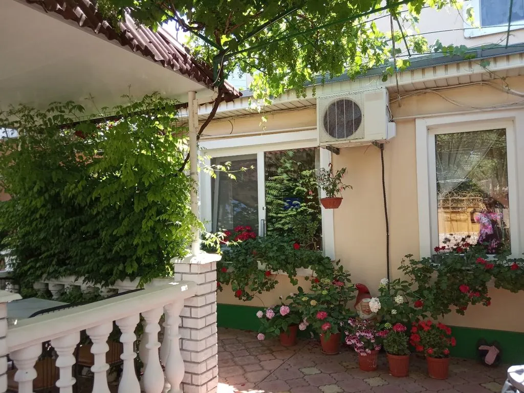 Buena Ventura на Космонавтов 28