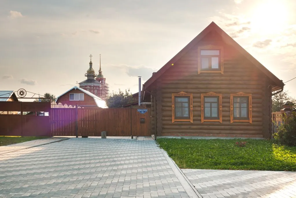 На Кремлевском берегу