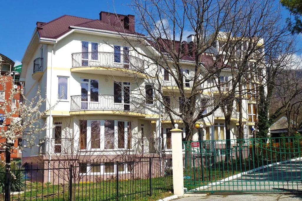 Полина