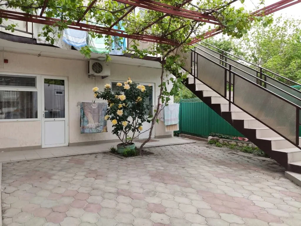 Solnechny Guesthouse