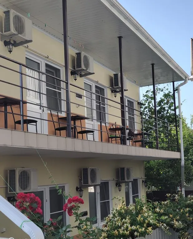 Частный сектор Мила