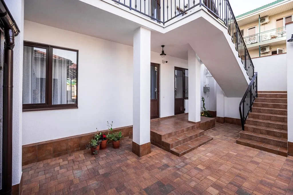 Три восьмёрки