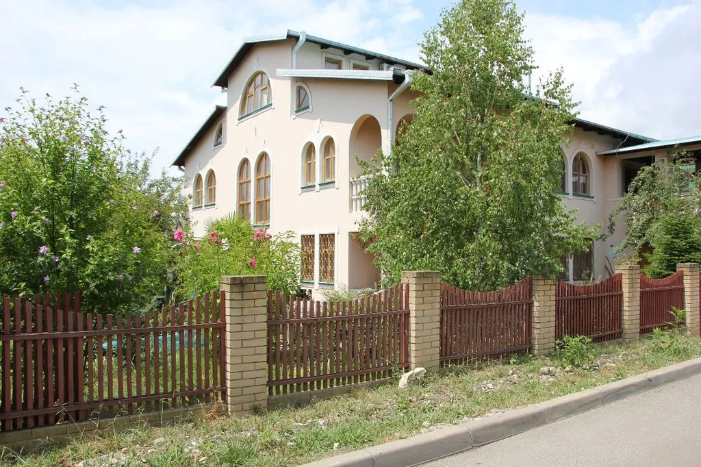 Цветочный дворик