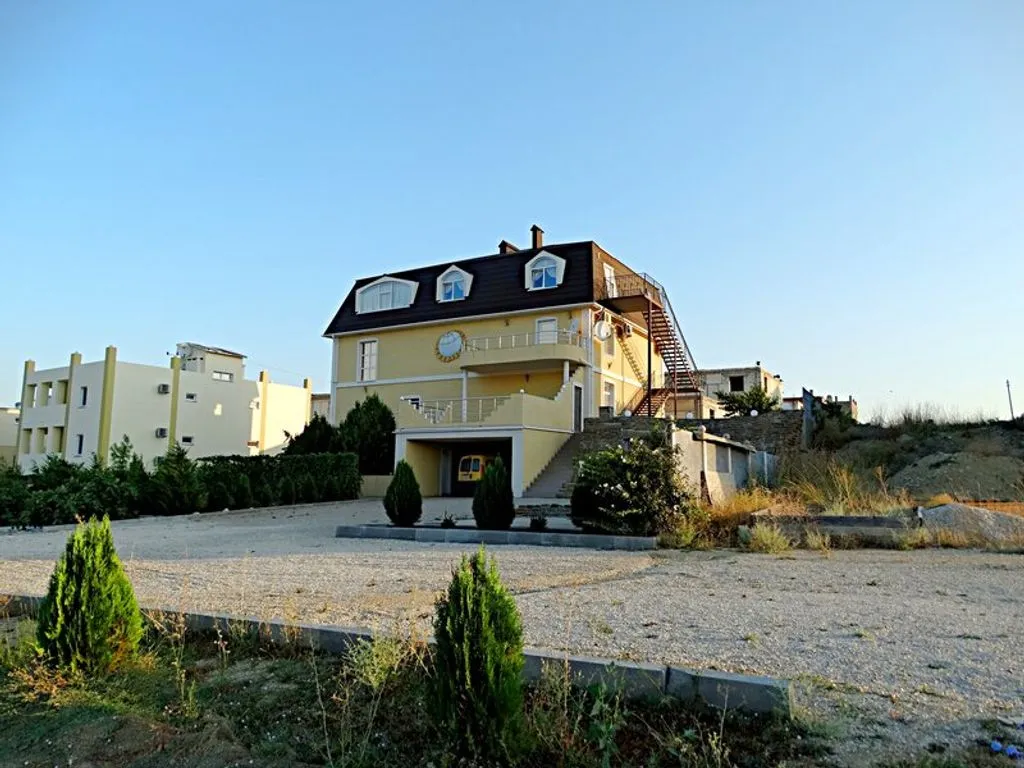 Семейное гнёздышко