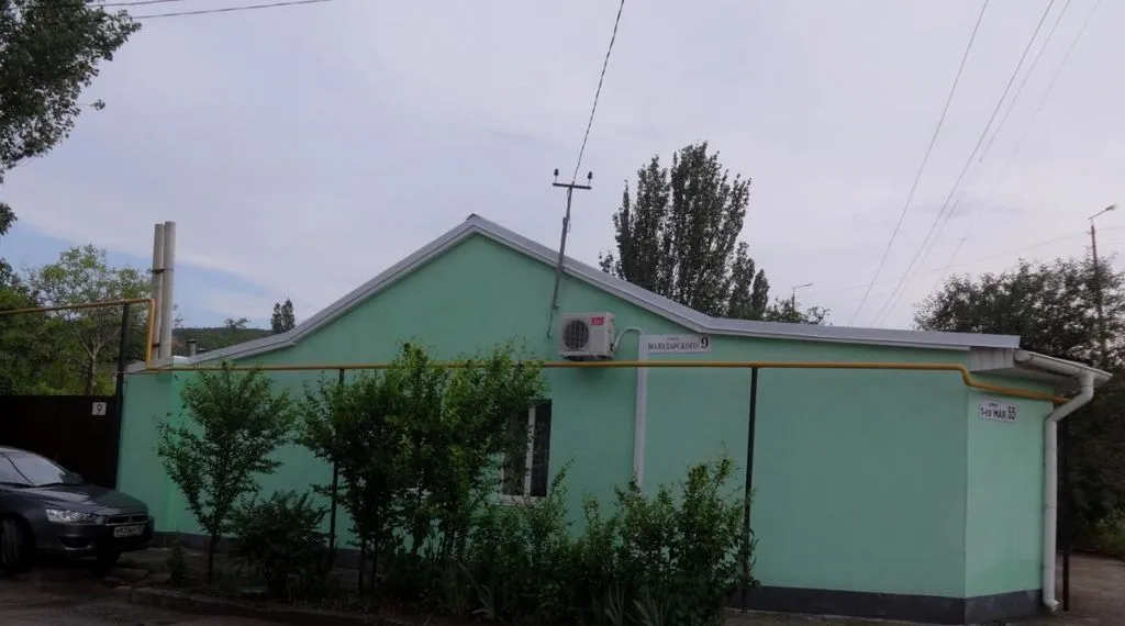 На Володарского