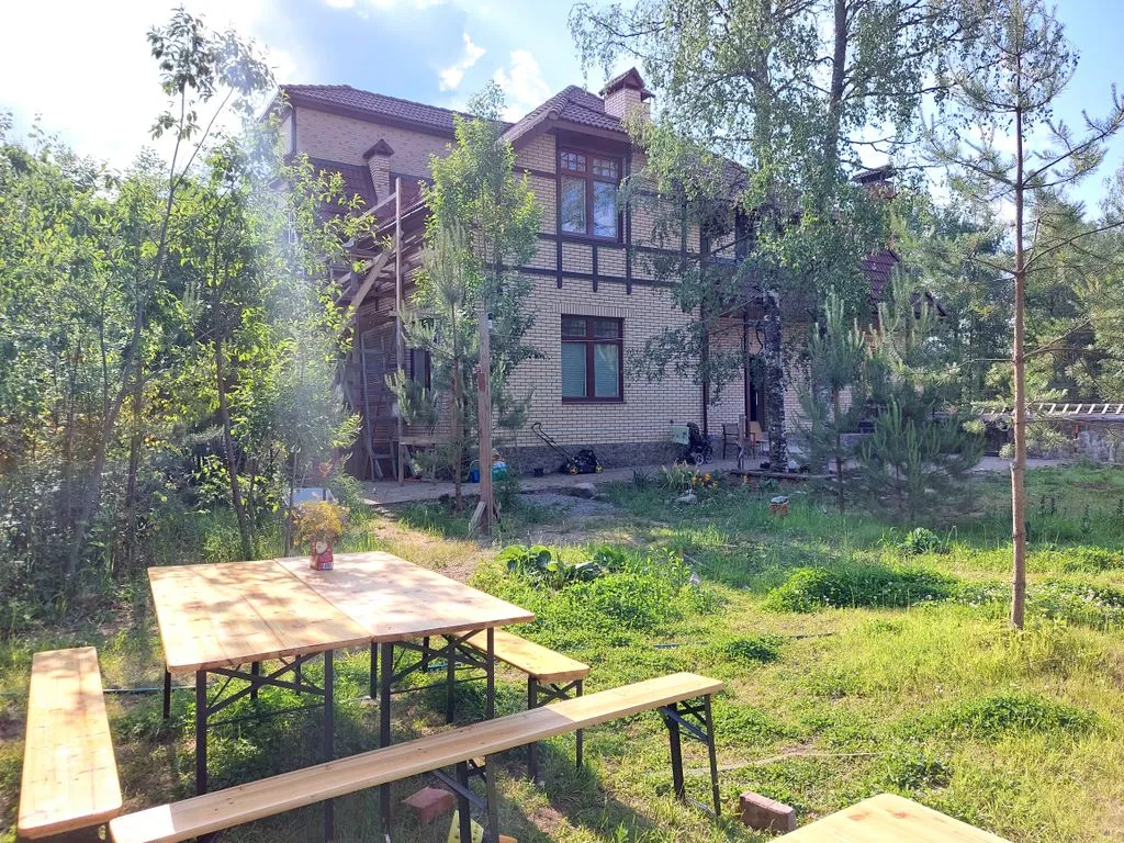 Усадьба у озера