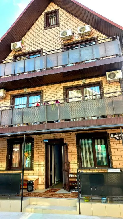 Южный дворик