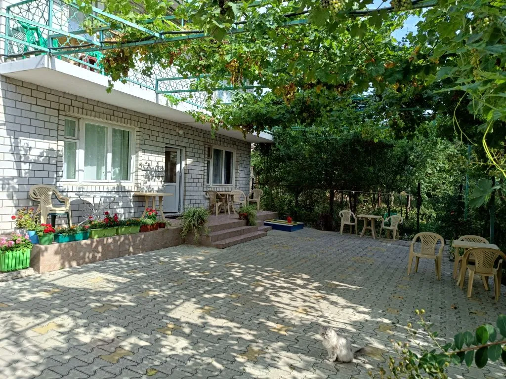 На Самбурова 102