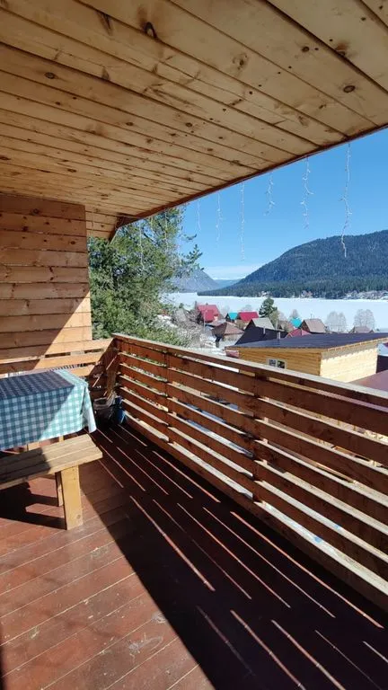 Усадьба Ай-Туу на Телецком озере