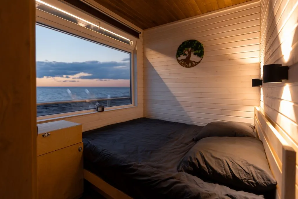 Хаусбот Спароход